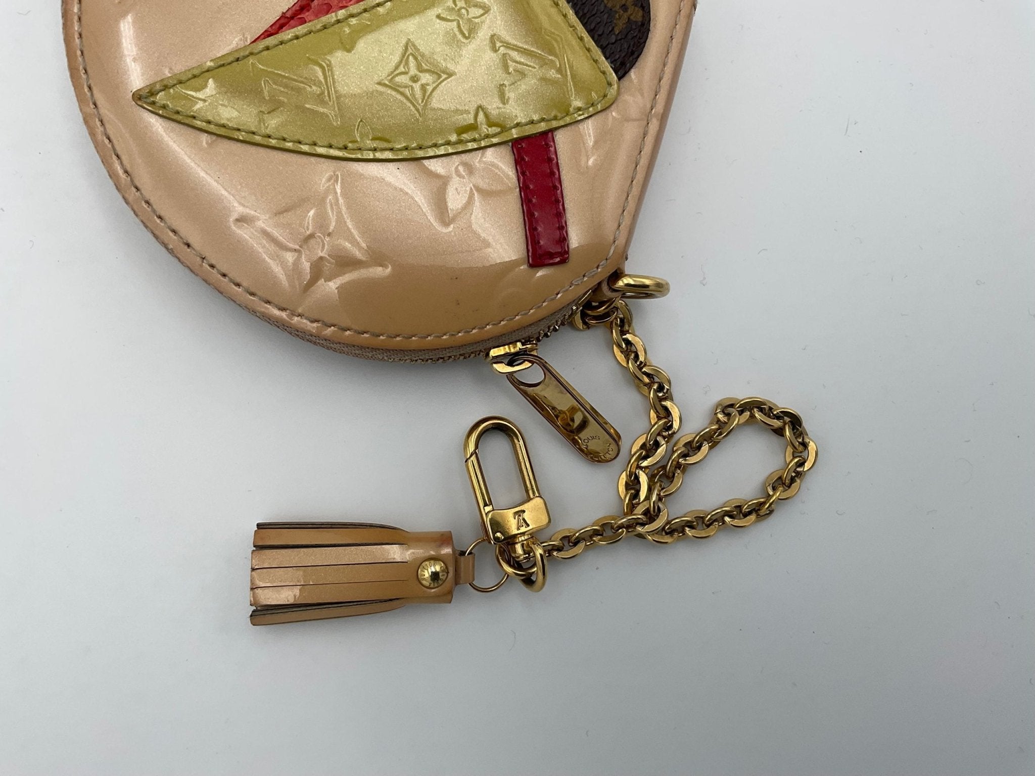 Louis Vuitton LOUIS VUITTON Micro Boite Chapeau Patent Patchwork LV Bird Coin Purse - RIMODA