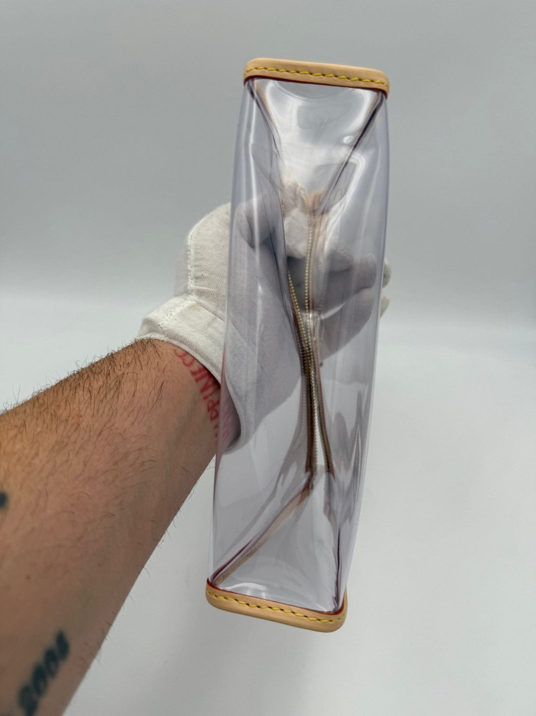 Louis Vuitton LOUIS VUITTON Monogram Transparent MM Pochette - RIMODA