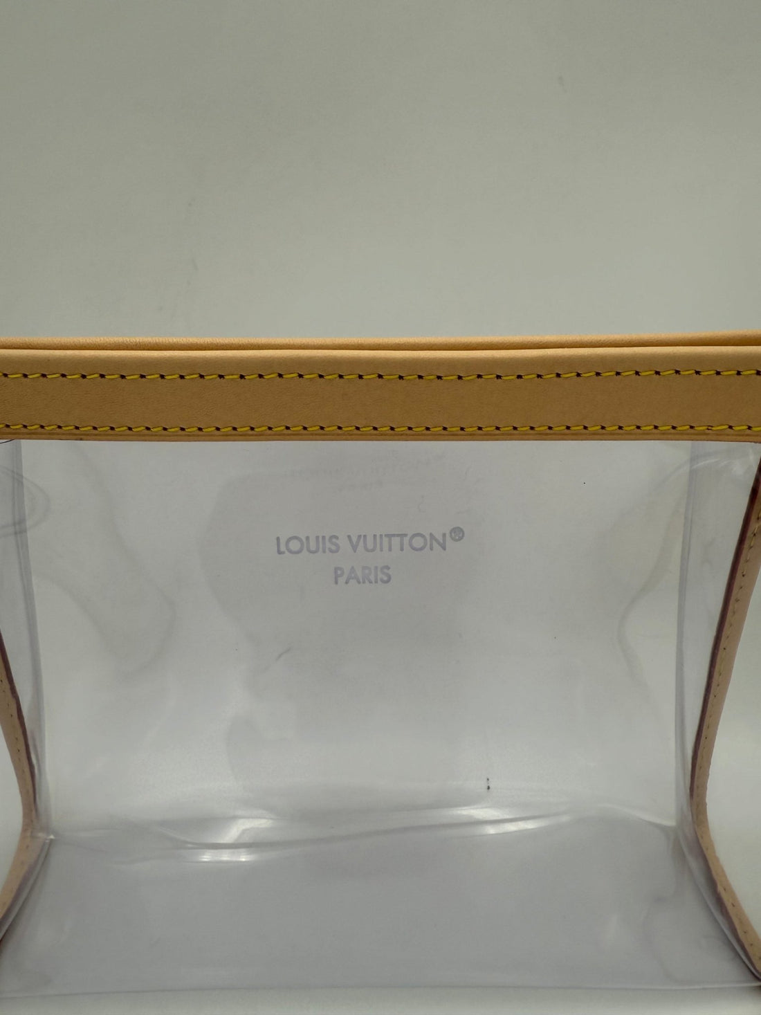 Louis Vuitton LOUIS VUITTON Monogram Transparent MM Pochette - RIMODA