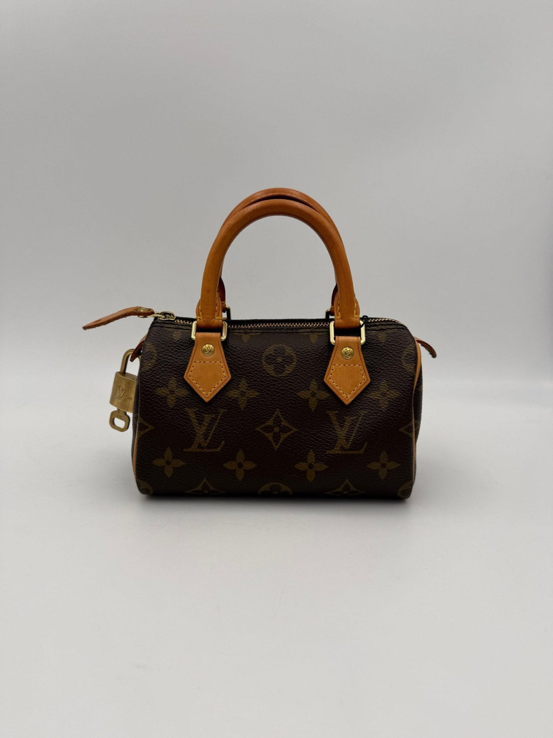 Louis Vuitton LOUIS VUITTON Nano Speedy Monogram Handbag - RIMODA