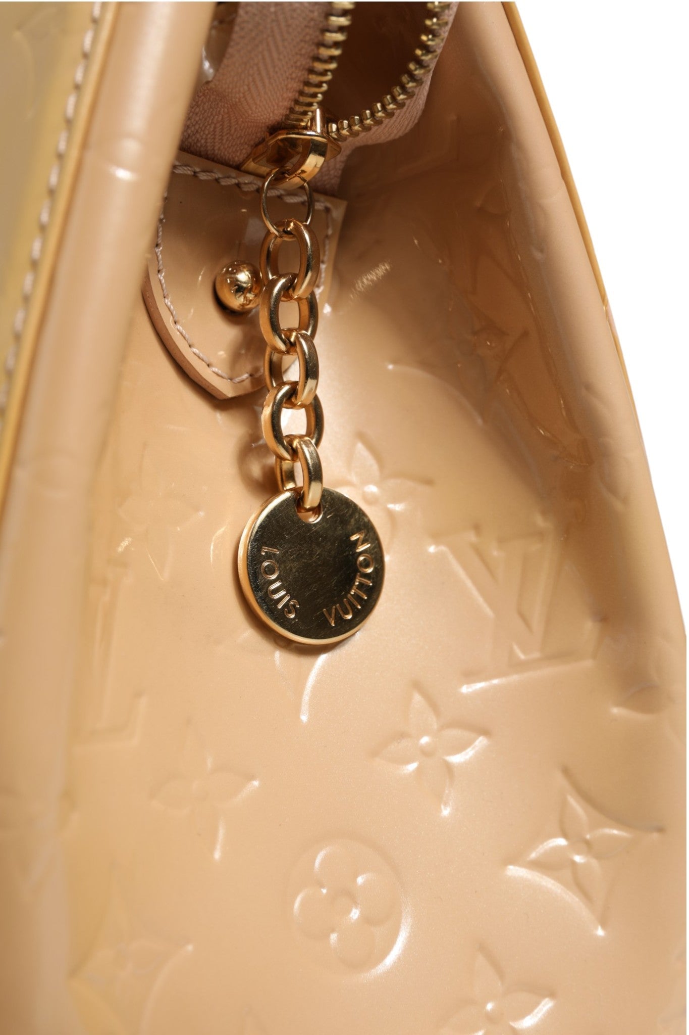 Louis Vuitton Monogram Vernis Brea MM Beige Poudre - RIMODA