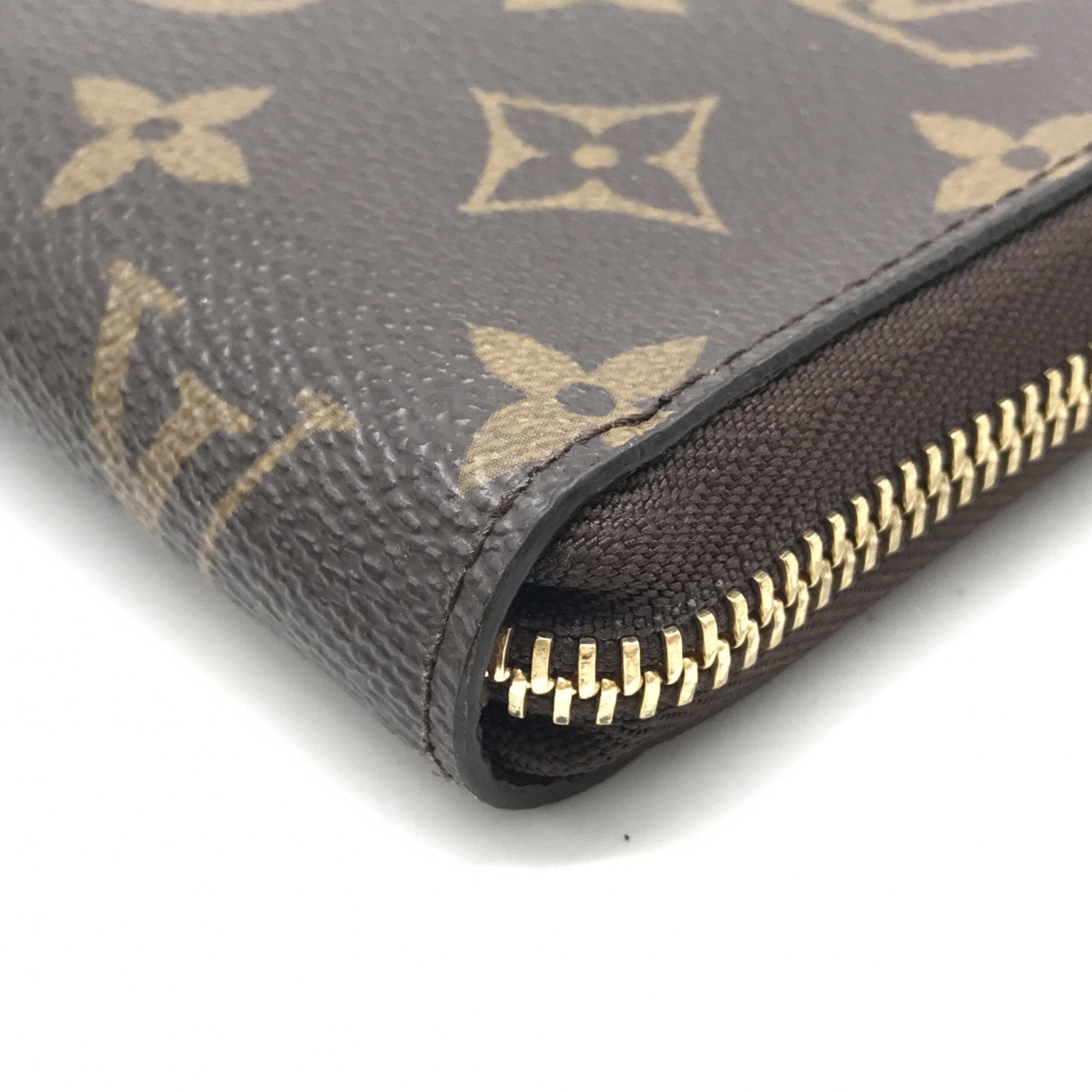 Louis Vuitton Monogram Zippy Wallet In Good Condition - RIMODA
