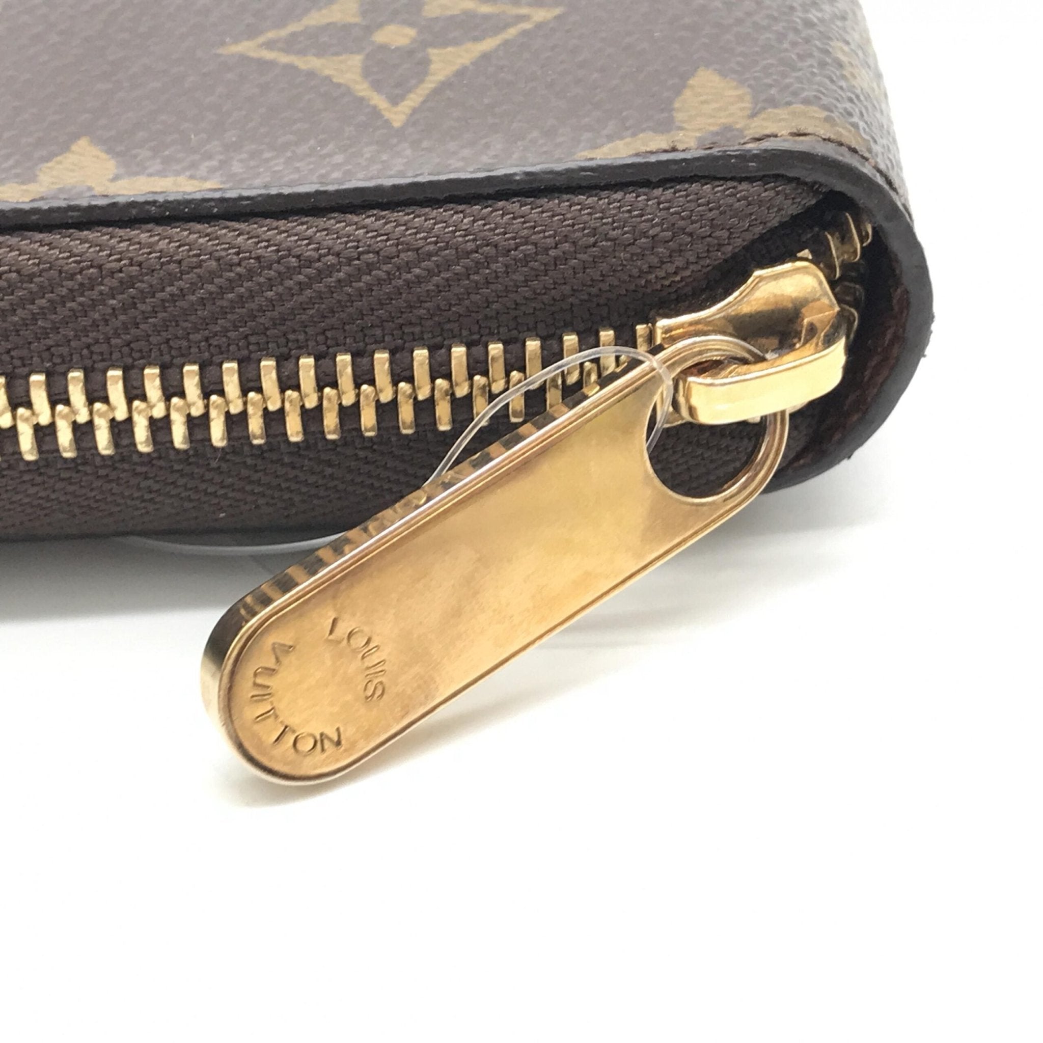 Louis Vuitton Monogram Zippy Wallet In Good Condition - RIMODA