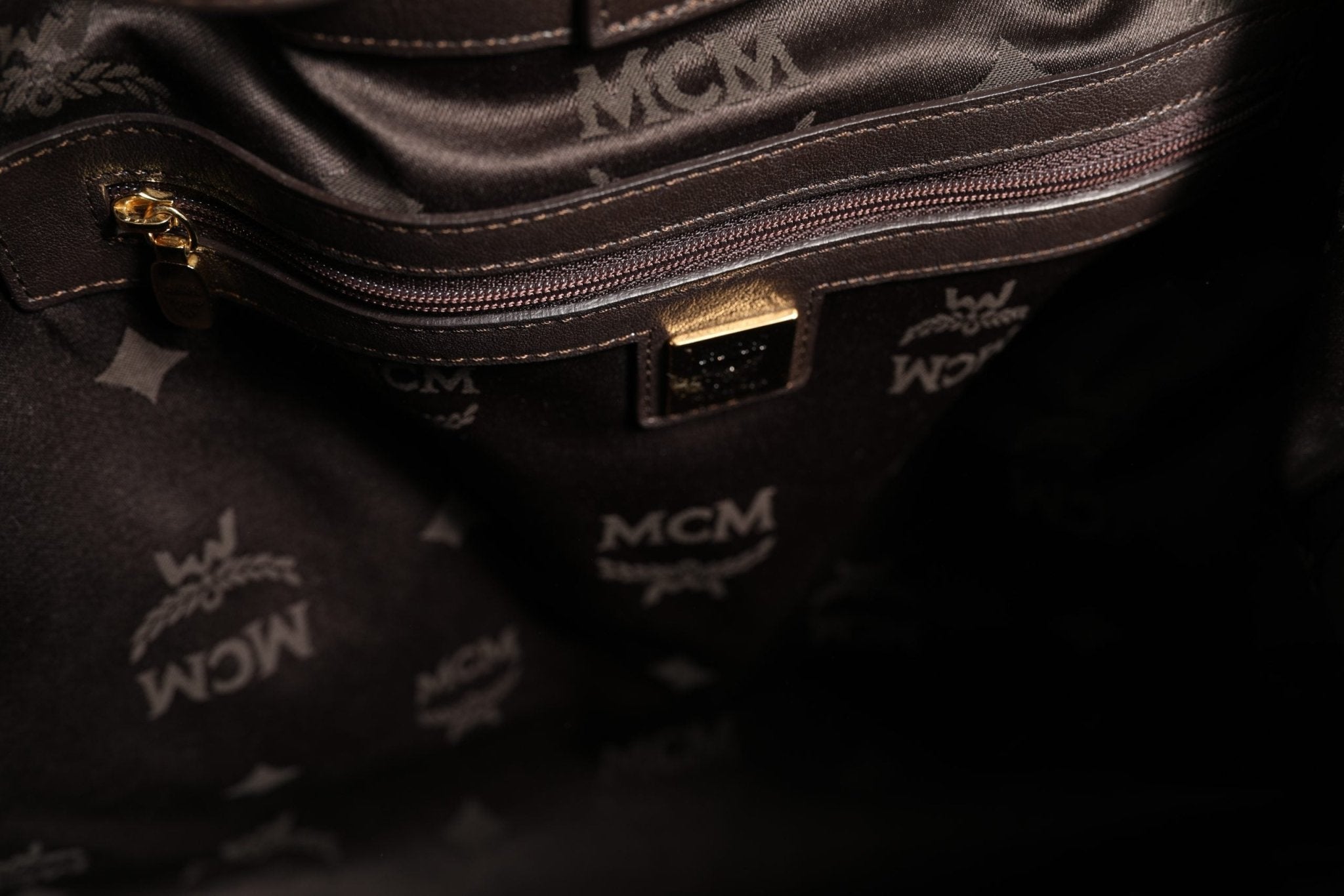 MCM Visetos Leopard Aren Medium Shopper Tote - RIMODA