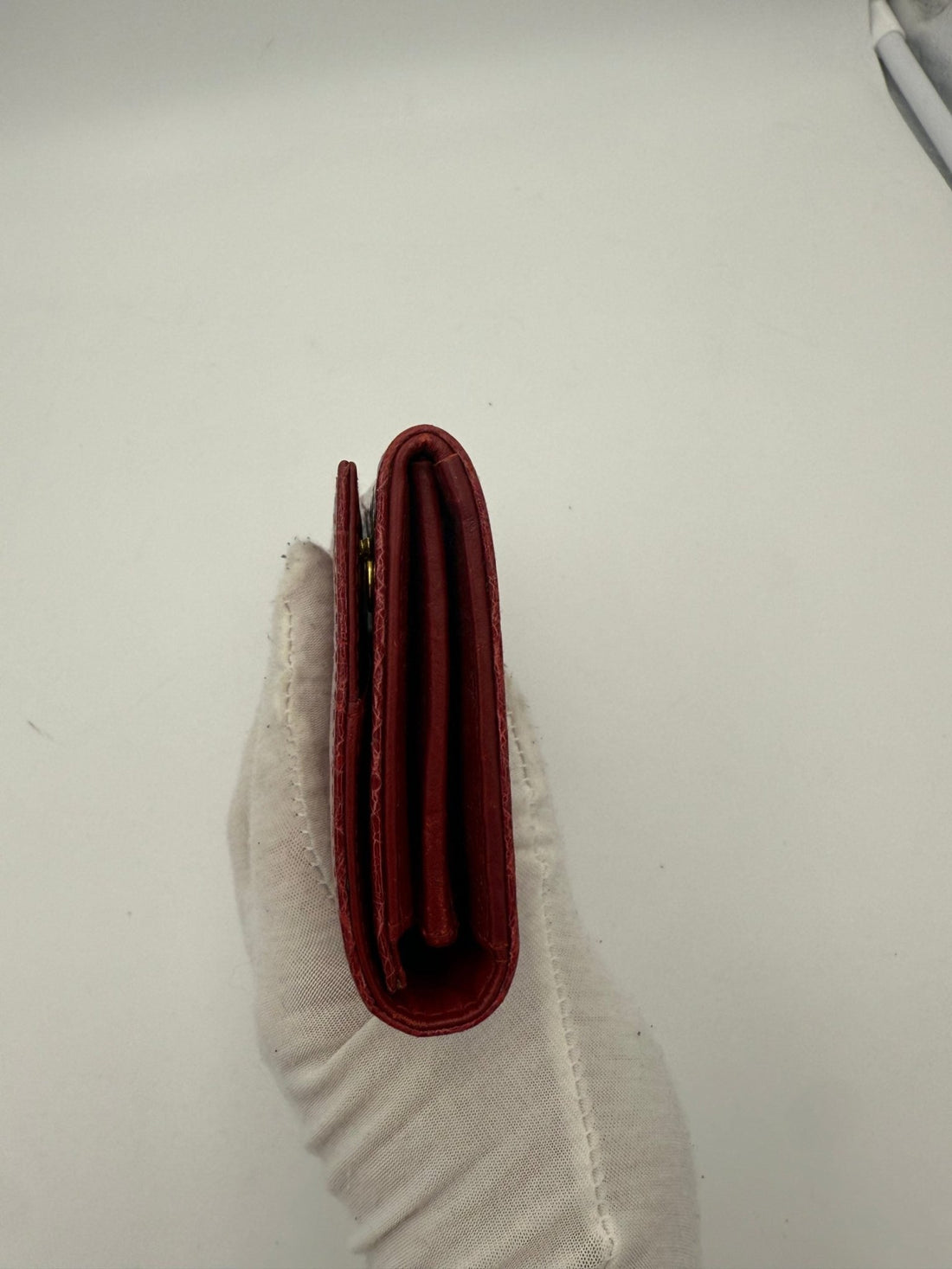 Miu Miu MIU MIU Rosso Crocodile Print Leather Wallet - RIMODA