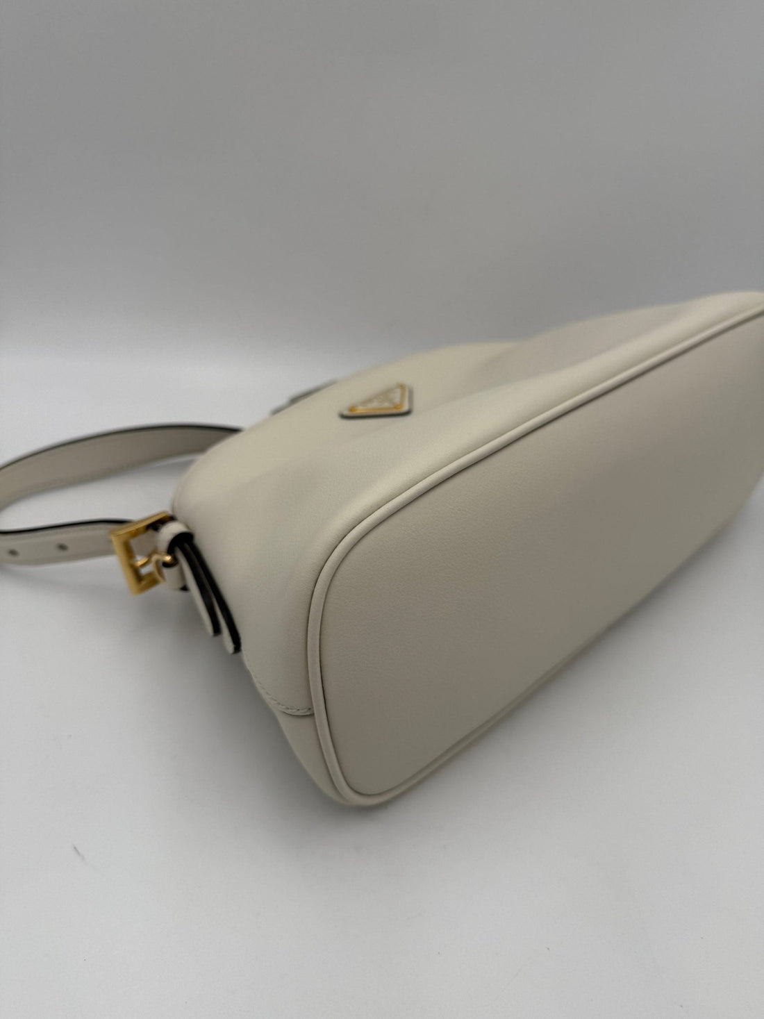 Prada PRADA Bauletto BOWLING in Leather Handbag - RIMODA