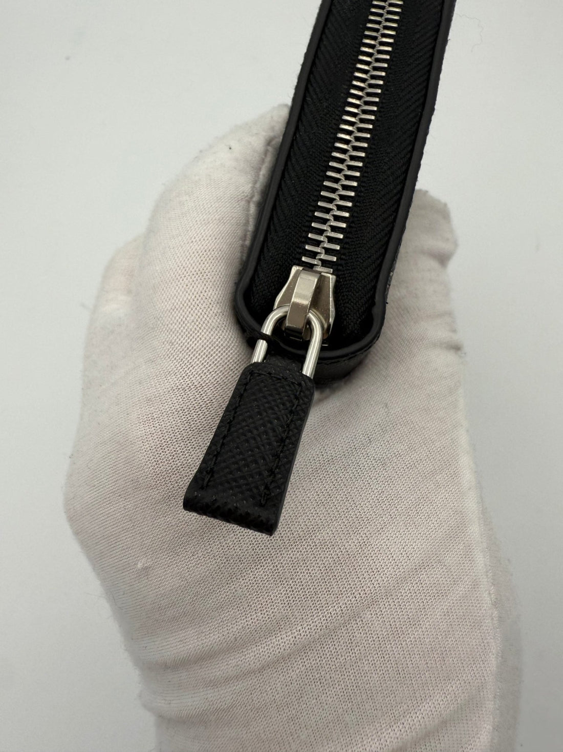 Prada PRADA Zip in Saffiano Leather Wallet - RIMODA