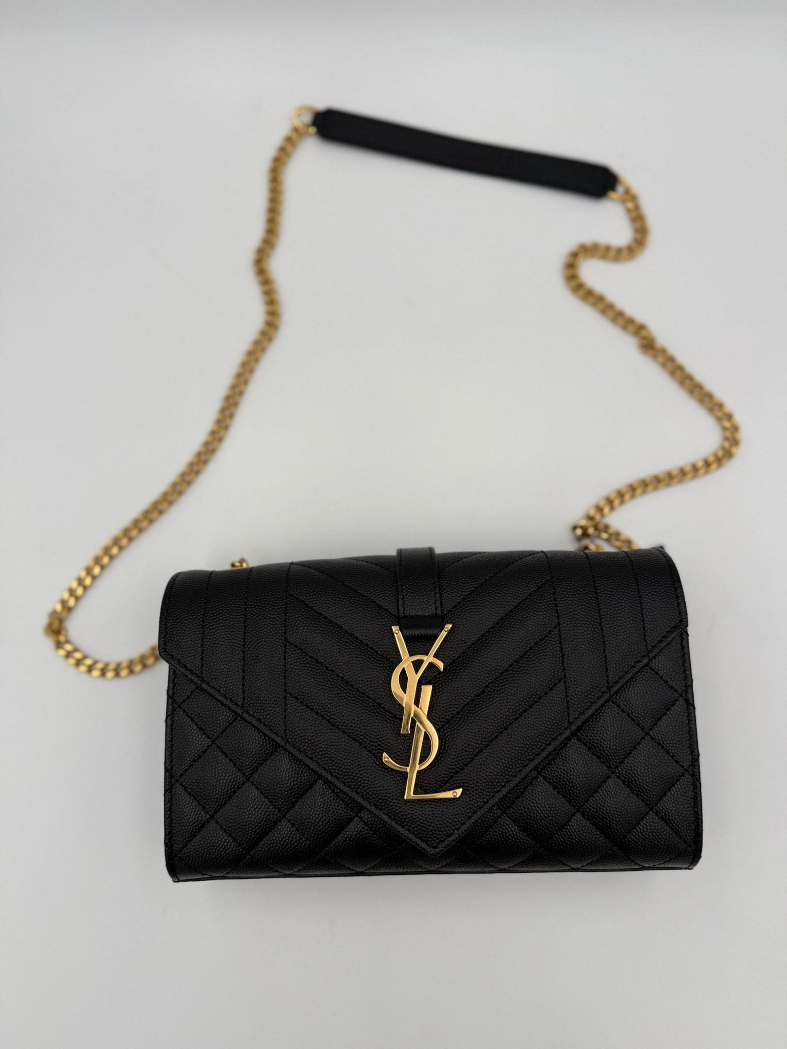 Saint Laurent SAINT LAURENT ENVELOPE SMALL in Black Grained Leather Handbag - RIMODA