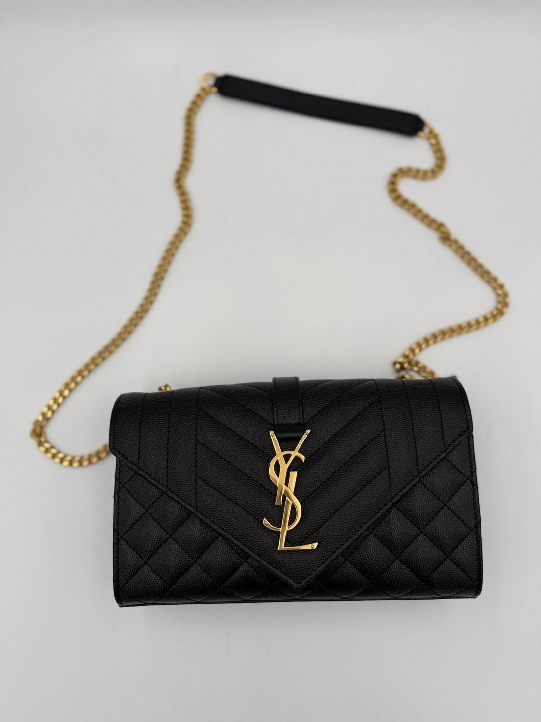 Saint Laurent SAINT LAURENT ENVELOPE SMALL in Black Grained Leather Handbag - RIMODA