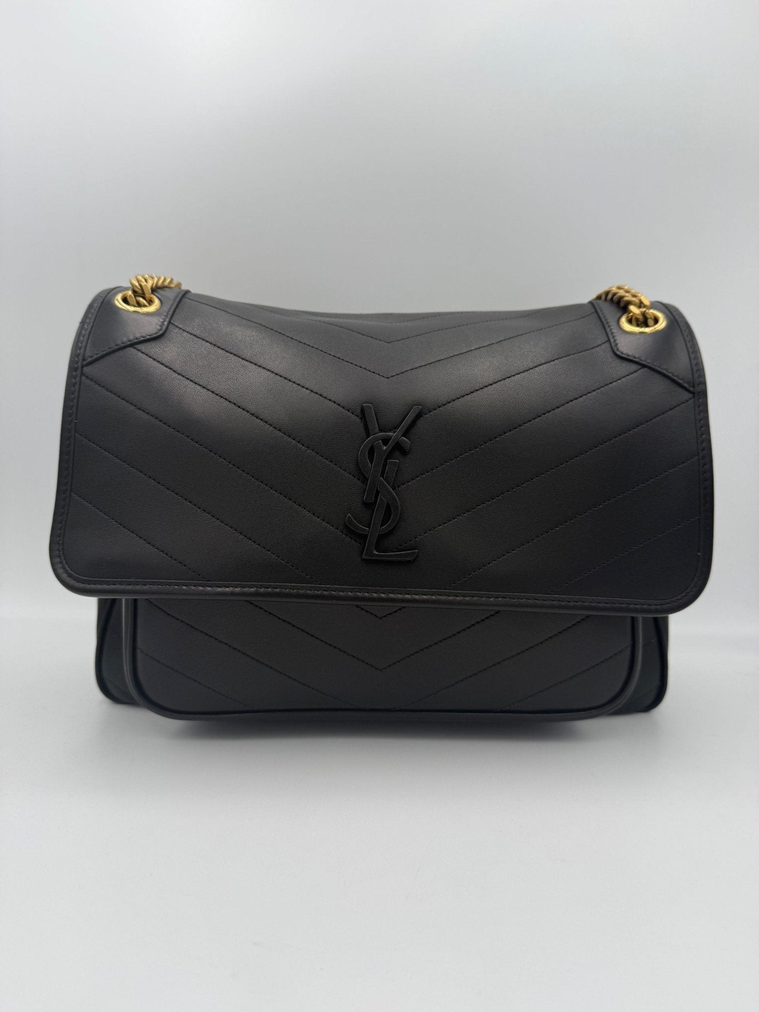 Saint Laurent SAINT LAURENT NIKI LARGE in Lambskin Bag - RIMODA