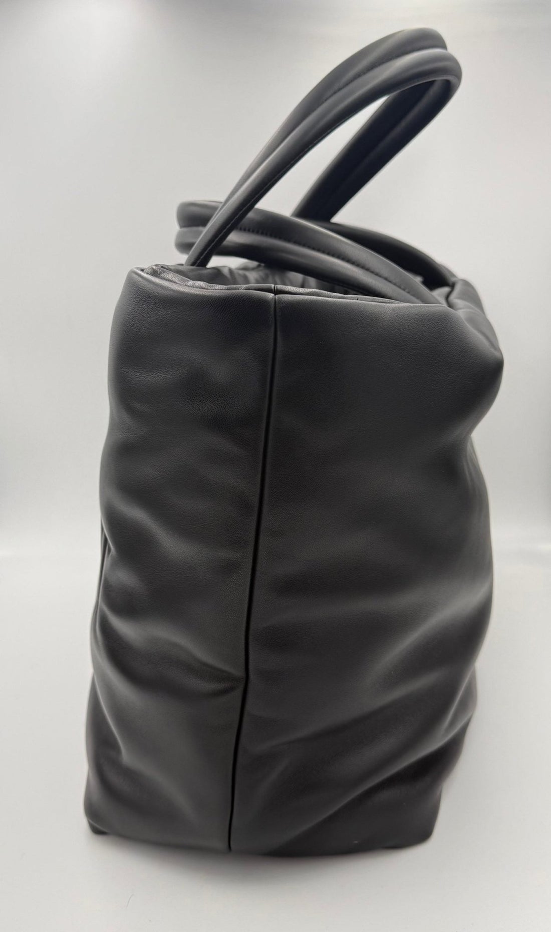 Saint Laurent SAINT LAURENT Shopping Bag Large in Lambskin - RIMODA
