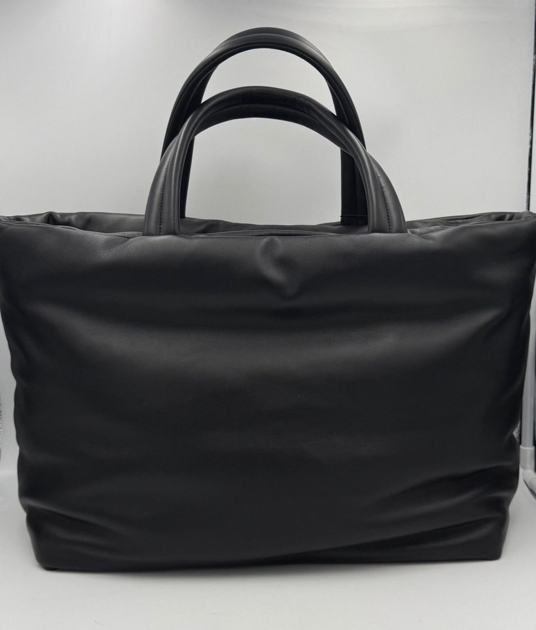 Saint Laurent SAINT LAURENT Shopping Bag Large in Lambskin - RIMODA