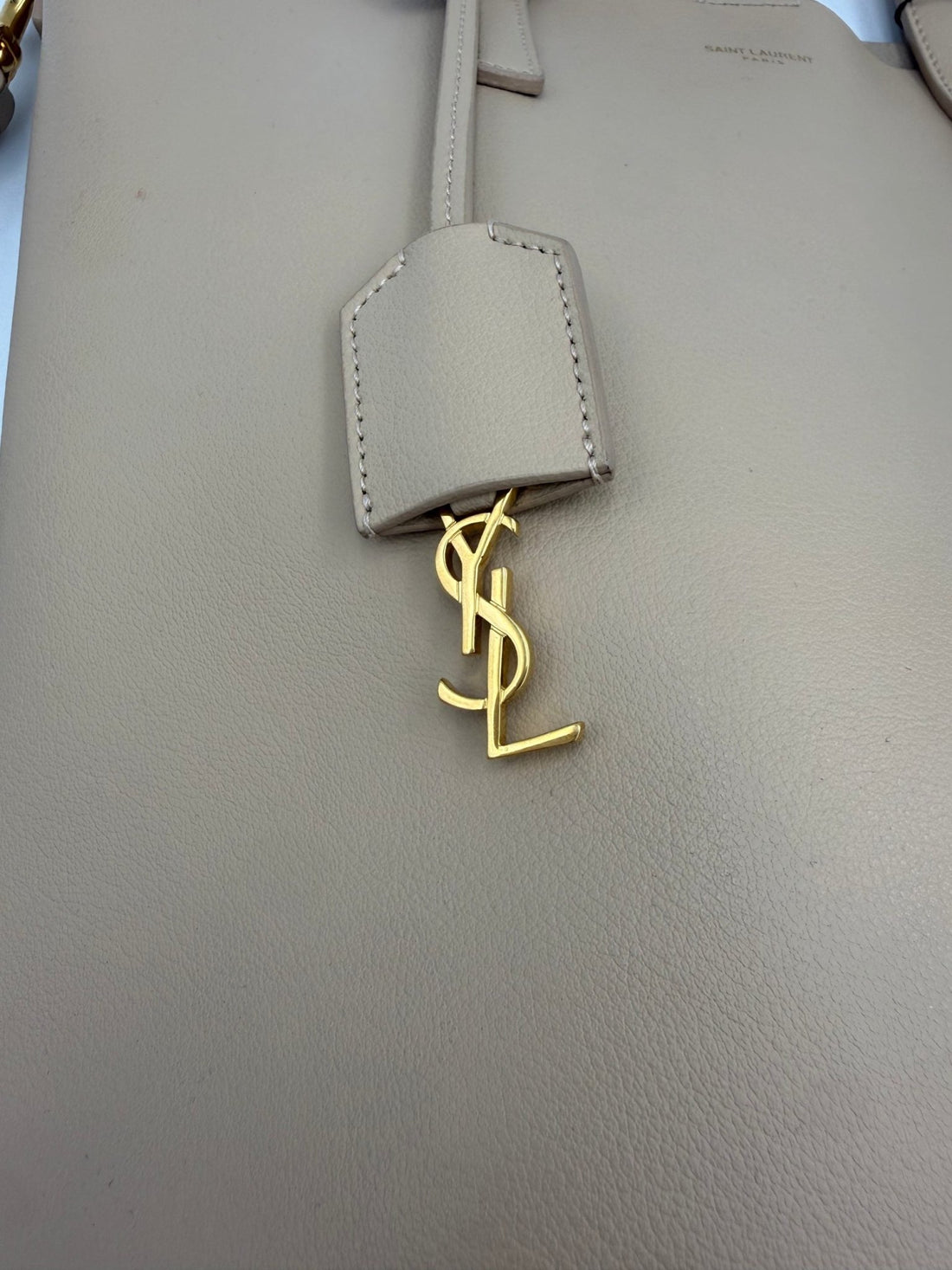 Saint Laurent SAINT LAURENT SHOPPING Beige Bag - RIMODA
