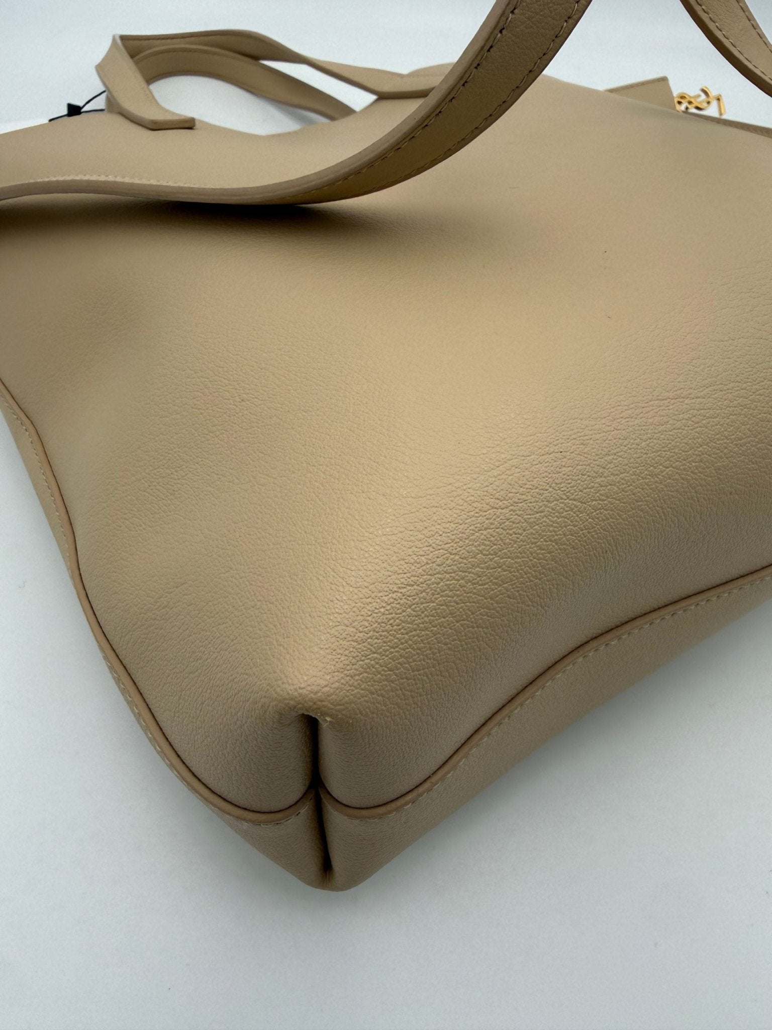 Saint Laurent SAINT LAURENT SHOPPING Beige Bag - RIMODA