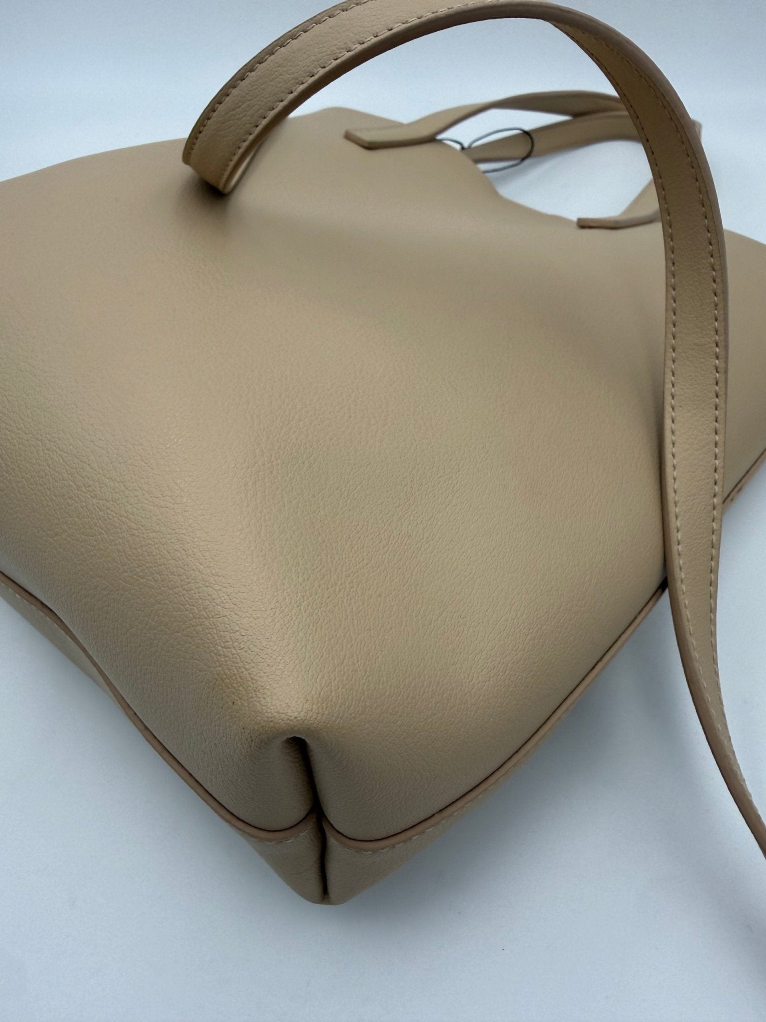 Saint Laurent SAINT LAURENT SHOPPING Beige Bag - RIMODA