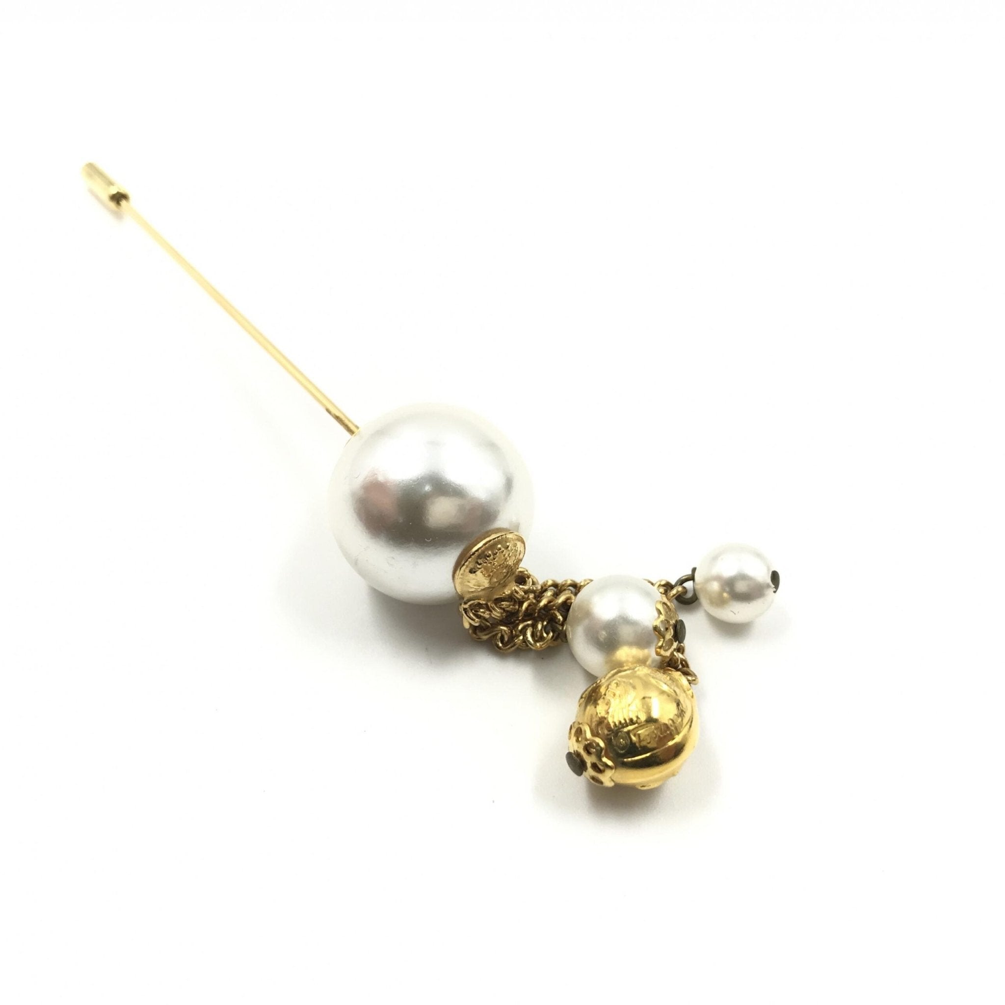 Salvatore Ferragamo Pin Brooch, Pearl Style, Box - RIMODA