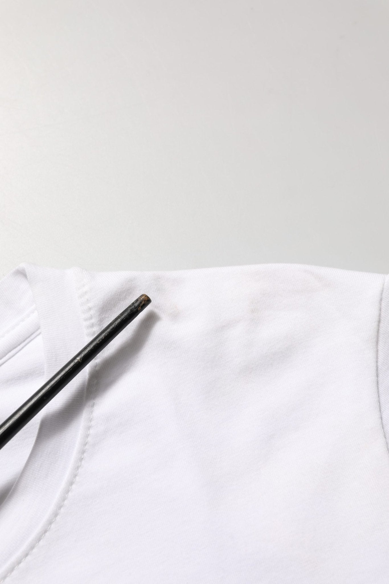 Scervino Street White Crew Neck Short Sleeves Embellished T-shirt - RIMODA