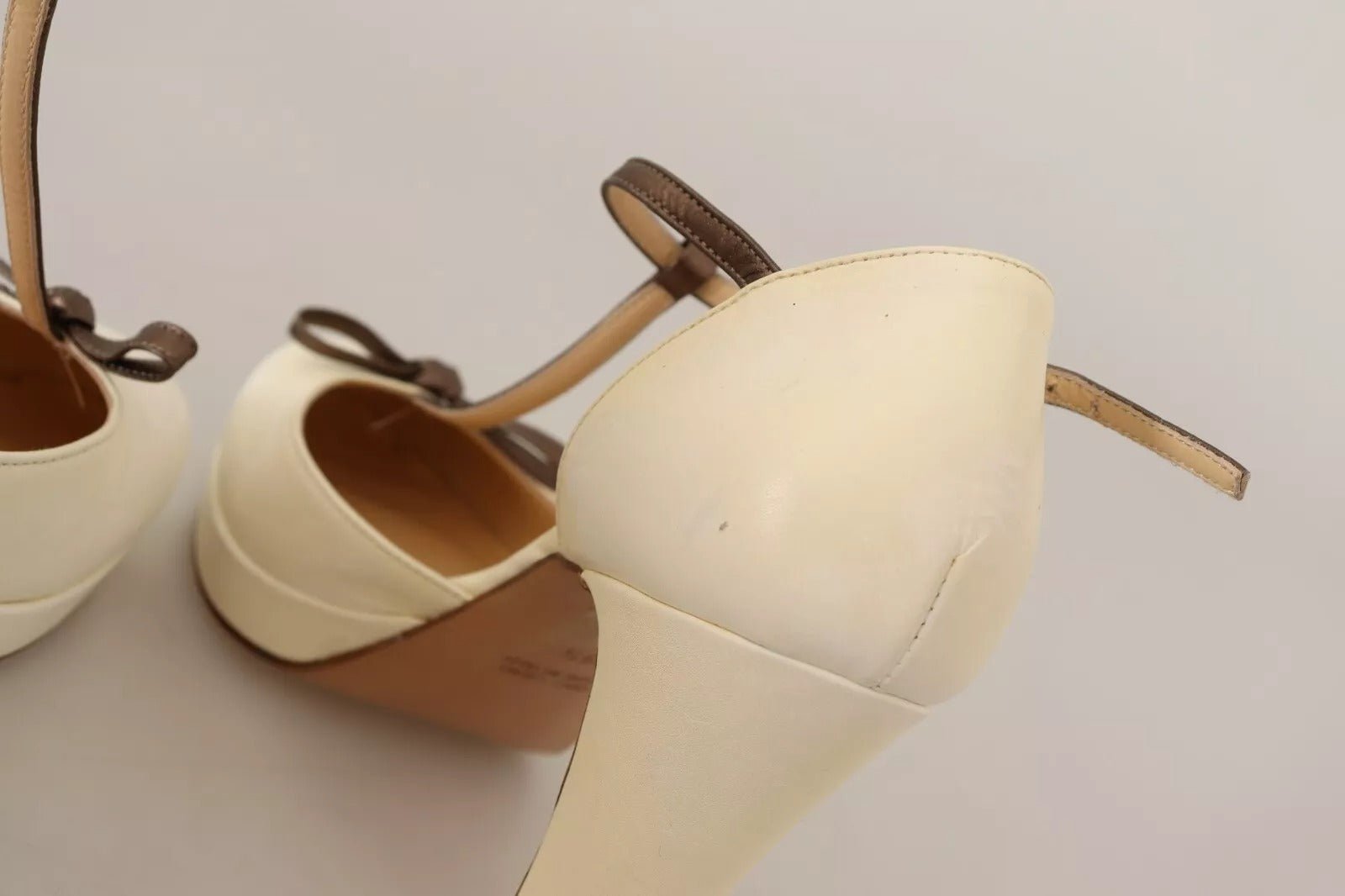 SERGIO LEVANTESI Off White Leather T-Strap Heels Sandals Shoes - RIMODA