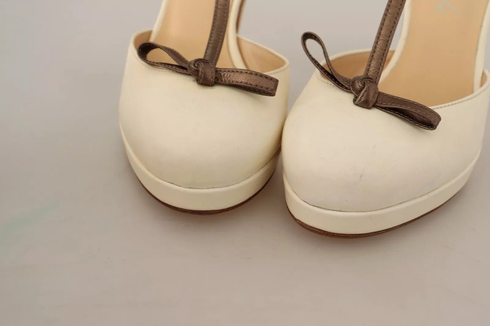 SERGIO LEVANTESI Off White Leather T-Strap Heels Sandals Shoes - RIMODA
