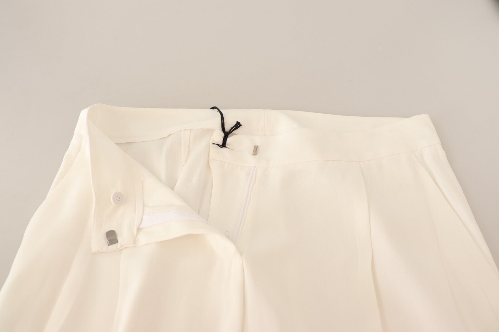Tonello White High Waist Pleated Straight Formal Trouser Pants - RIMODA