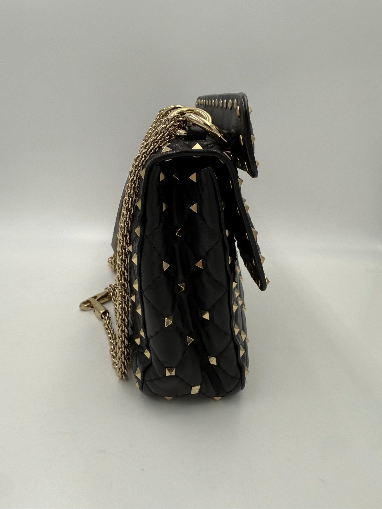 Valentino Garavani VALENTINO GARAVANI Rockstud Spike Black Handbag - RIMODA